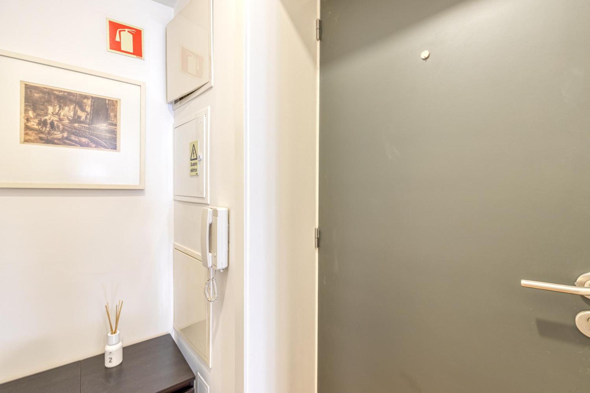 Oporto Guest Heroismo Flat Esterno foto